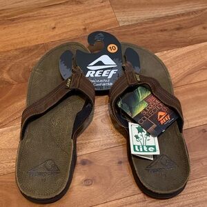 Reef Men's Dark Brown Sandals (sz 10)
